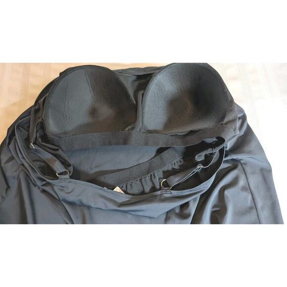 Roaman's Swim Women's Tankini Swimsuit Top Size 34W Black Padded Bra - Picture 4 of 9